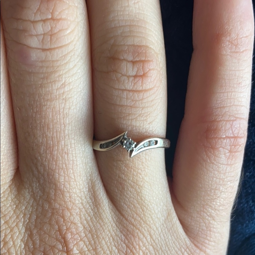 Diamond ring !